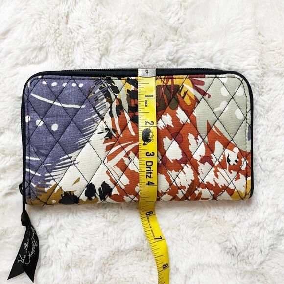 Vera Bradley Painted Feathers Retired Pattern Zip Around Wallet NWOT - Picture 6 of 13